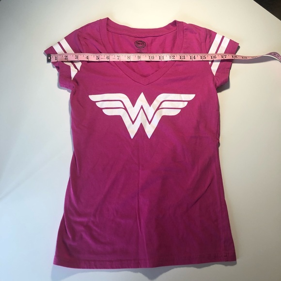 DC Wonder Woman Short Sleeved Tee - Picture 6 of 6